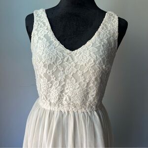 Forever 21 Cream Sleeveless Dress